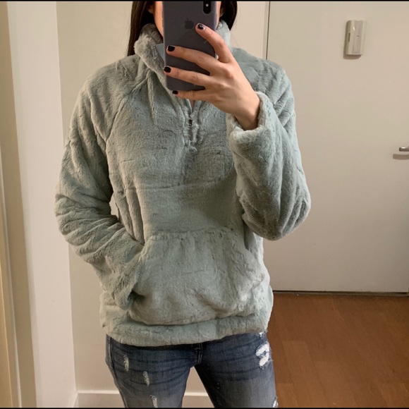 Sherpa Quarter Zip Pullover - Picture 3 of 7